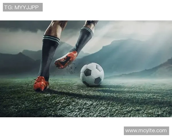 十二位足球巨星的拼图之旅揭示他们背后的故事与荣耀